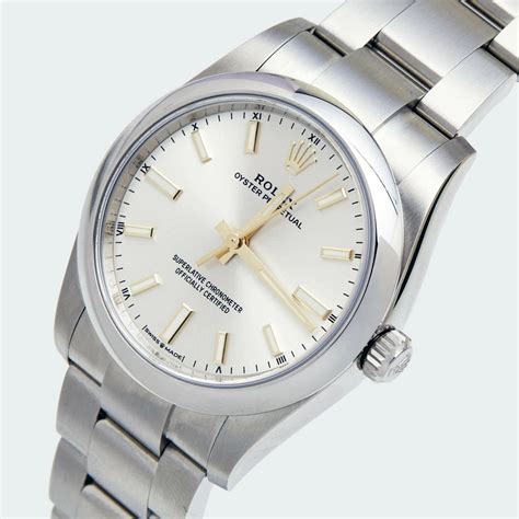 Rolex Oyster Perpetual 34 watch: Oystersteel